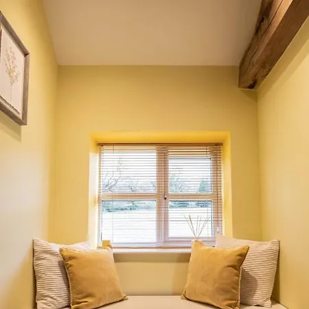 Caer Fedwen Barns Heulog Cottage King Bed Self Catering With Private Hot Tub Bodfari Esterno foto