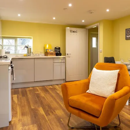 Caer Fedwen Barns Heulog Cottage King Bed Self Catering With Private Hot Tub Bodfari Esterno foto