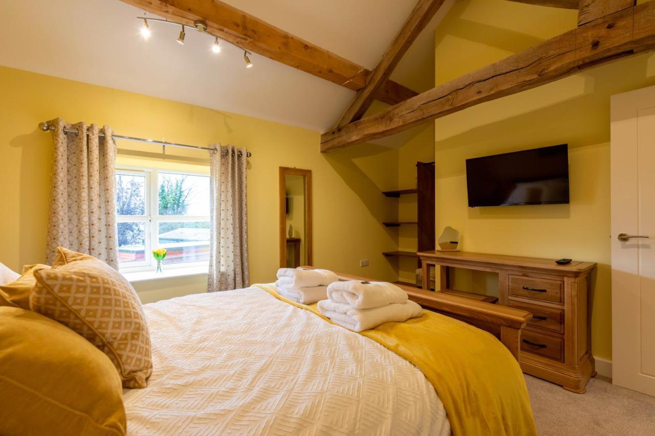 Holiday home Caer Fedwen Barns Heulog King Bed Self Catering With Private Hot Tub Bodfari