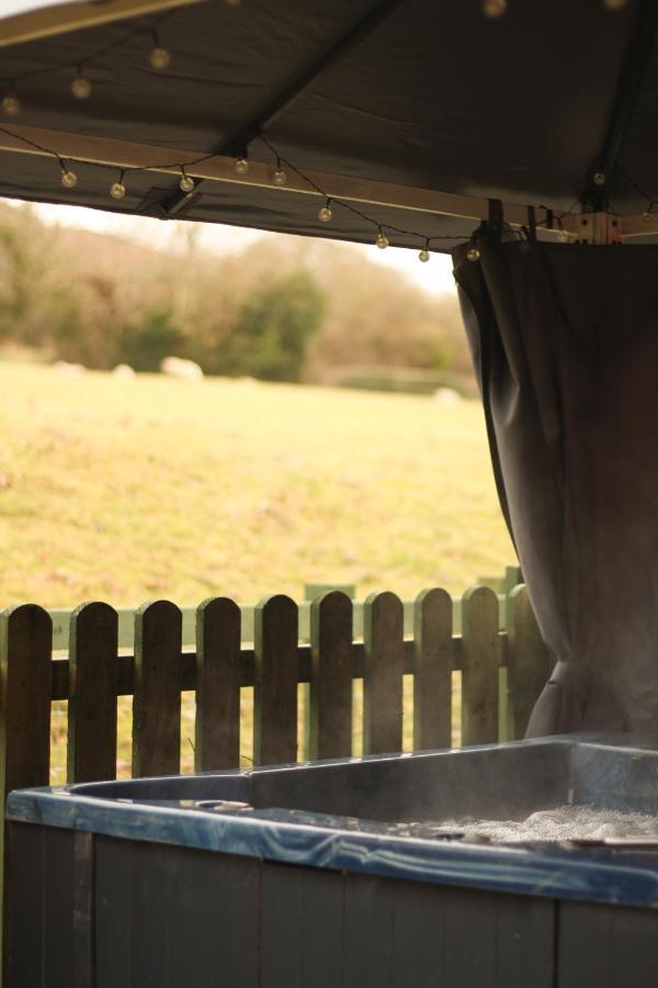 Caer Fedwen Barns Heulog King Bed Self Catering With Private Hot Tub *
